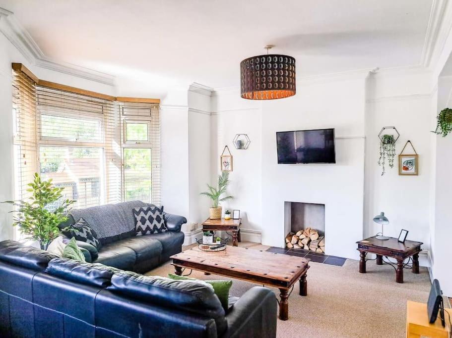 Apartament 3 Bed Flat Near To Cardiff And Cardiff Bay Zewnętrze zdjęcie