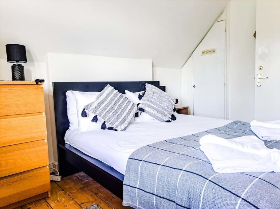 Apartament 3 Bed Flat Near To Cardiff And Cardiff Bay Zewnętrze zdjęcie